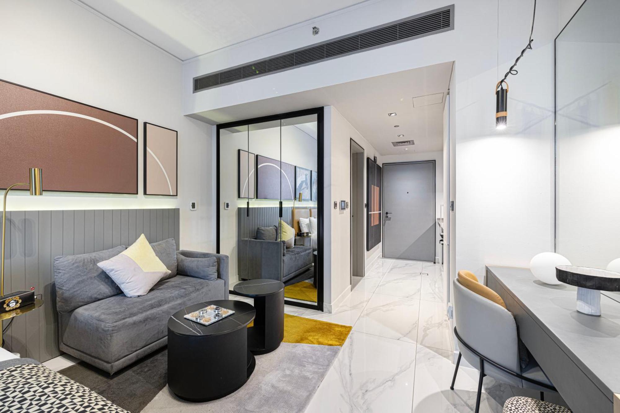 Majestay - Mag Living