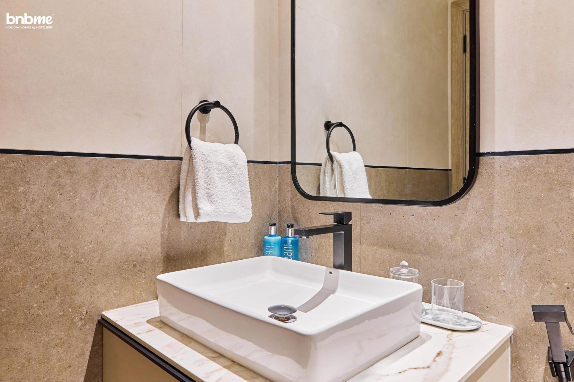 Bnbmehomes - Oxford Terraces Apartment Dubai