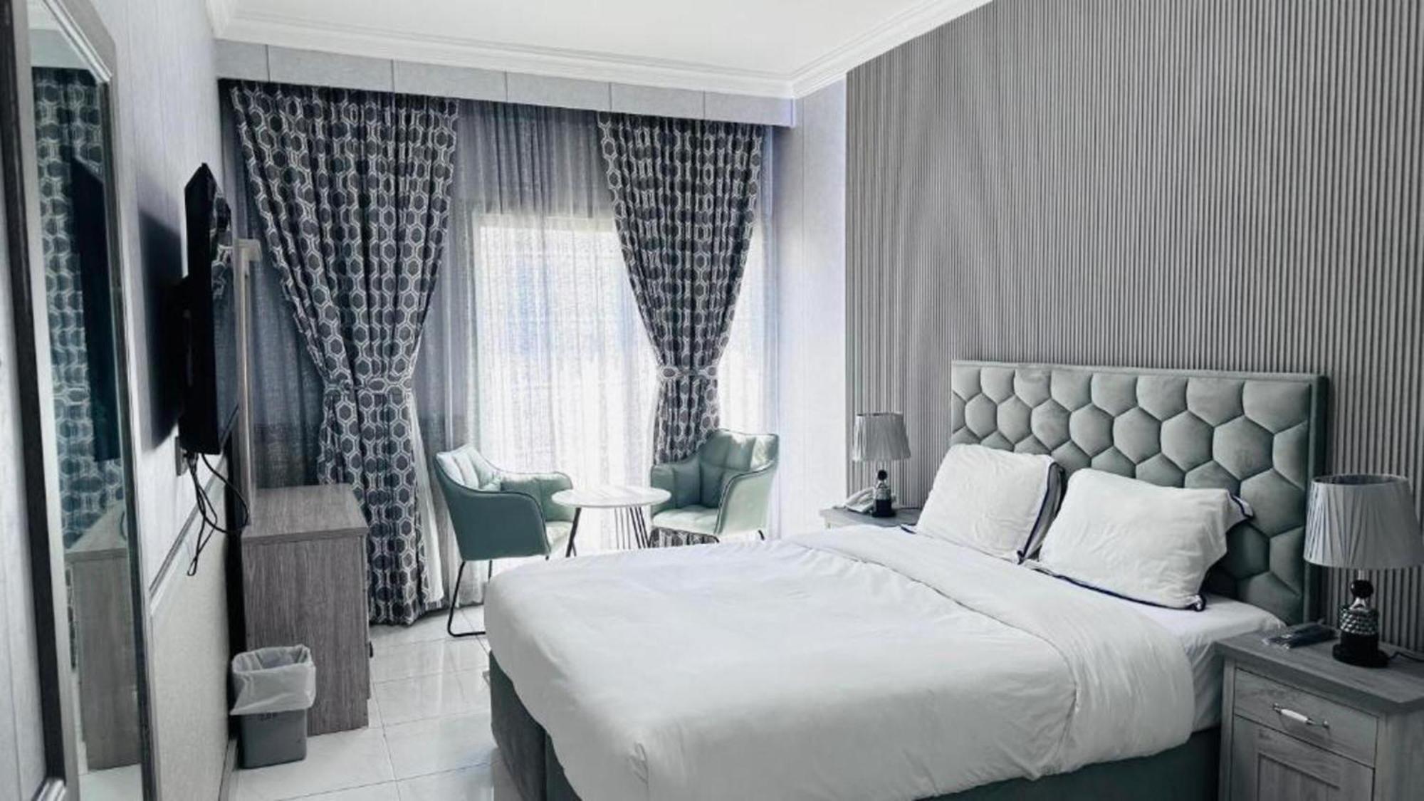 Belvilla Luxury San Marino Near Deira Clock Tower