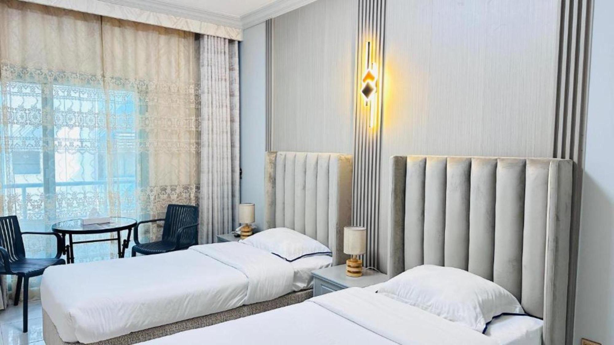 Belvilla Luxury San Marino Near Deira Clock Tower 4* Dubai