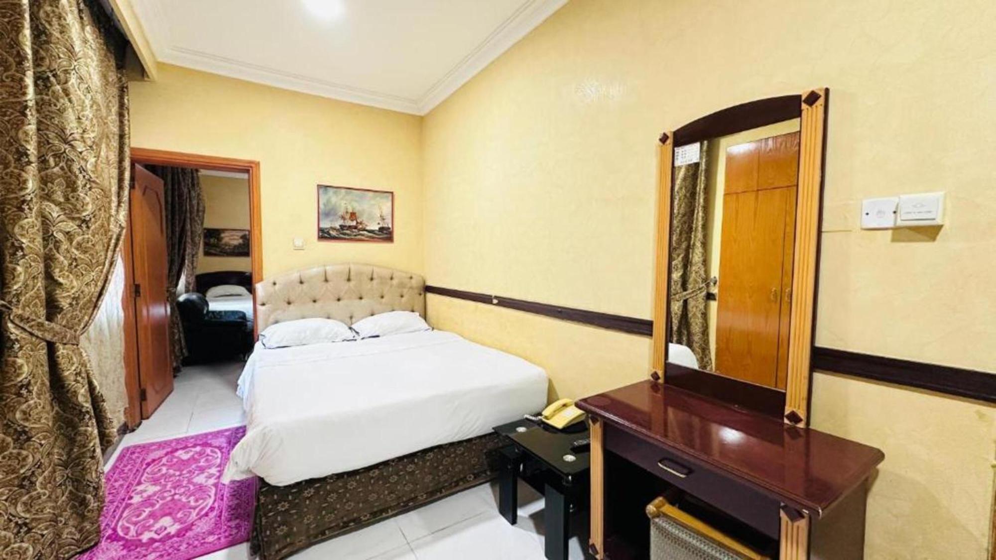 Hotel Belvilla Luxury San Marino Near Deira Clock Tower Dubai
