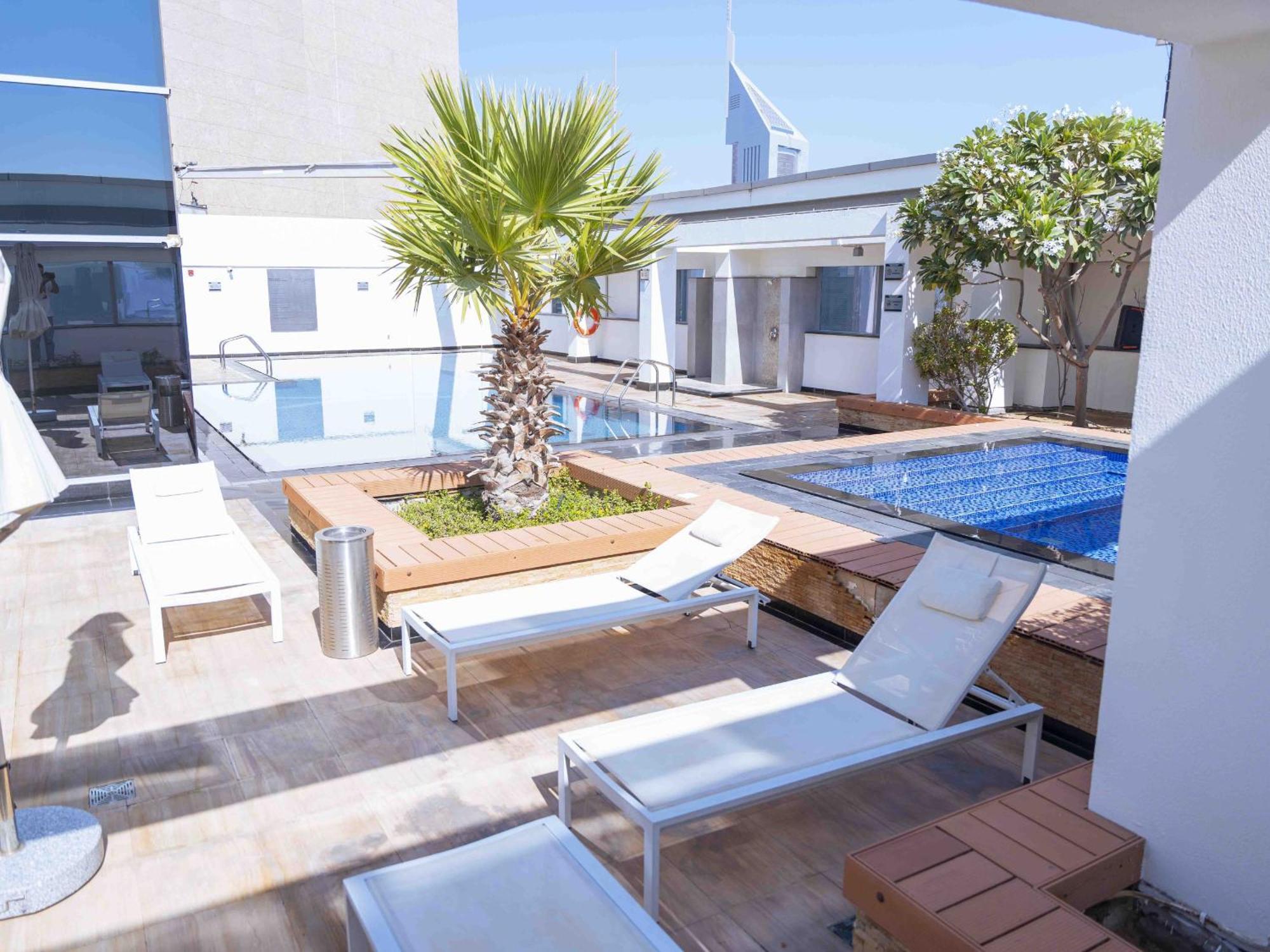 Spacious 1bhk Near Future Museum Apartment Dubai