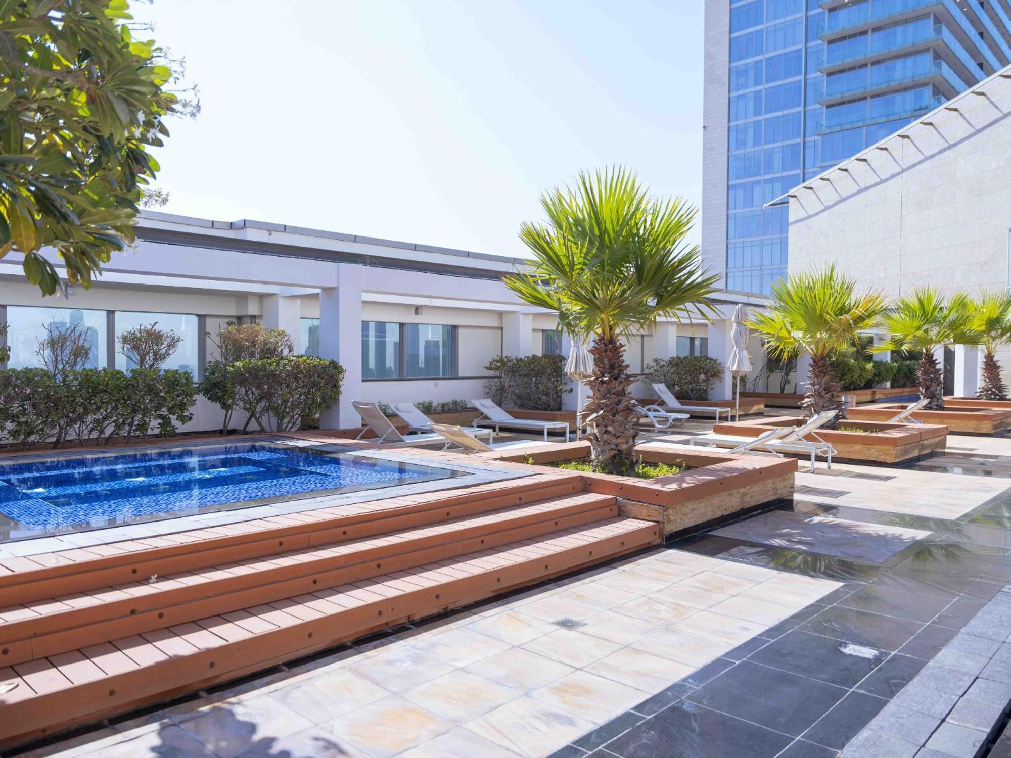 Spacious 1bhk Near Future Museum Apartment