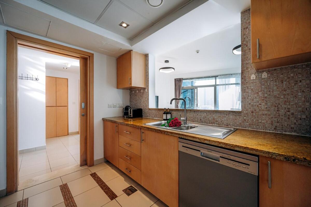 Space 1br In Marina For 6 People * Dubai