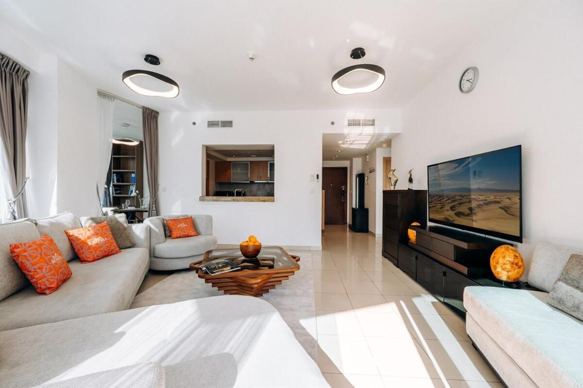 Space 1br In Marina For 6 People Apartment Dubai