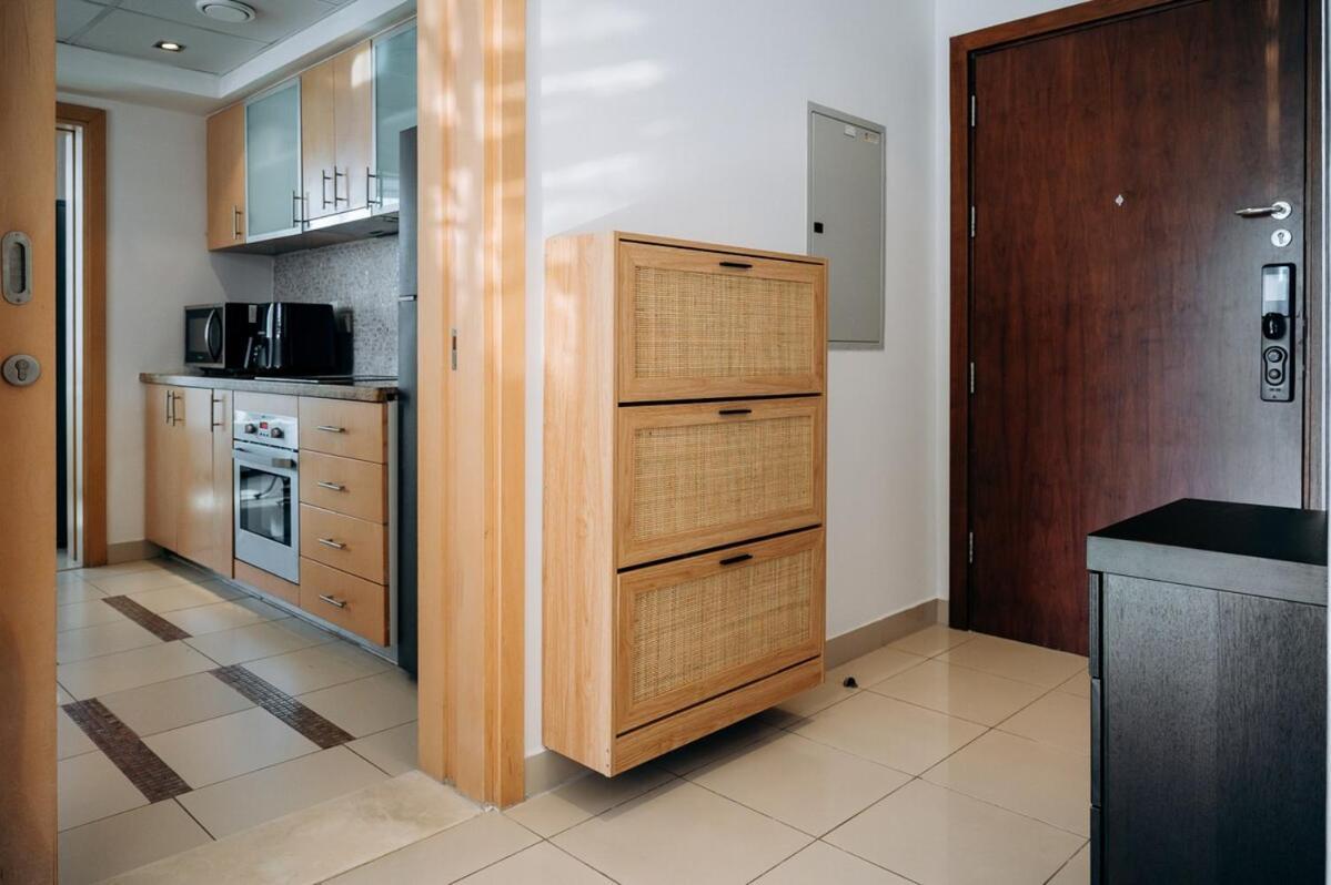 Apartment Space 1br In Marina For 6 People *
