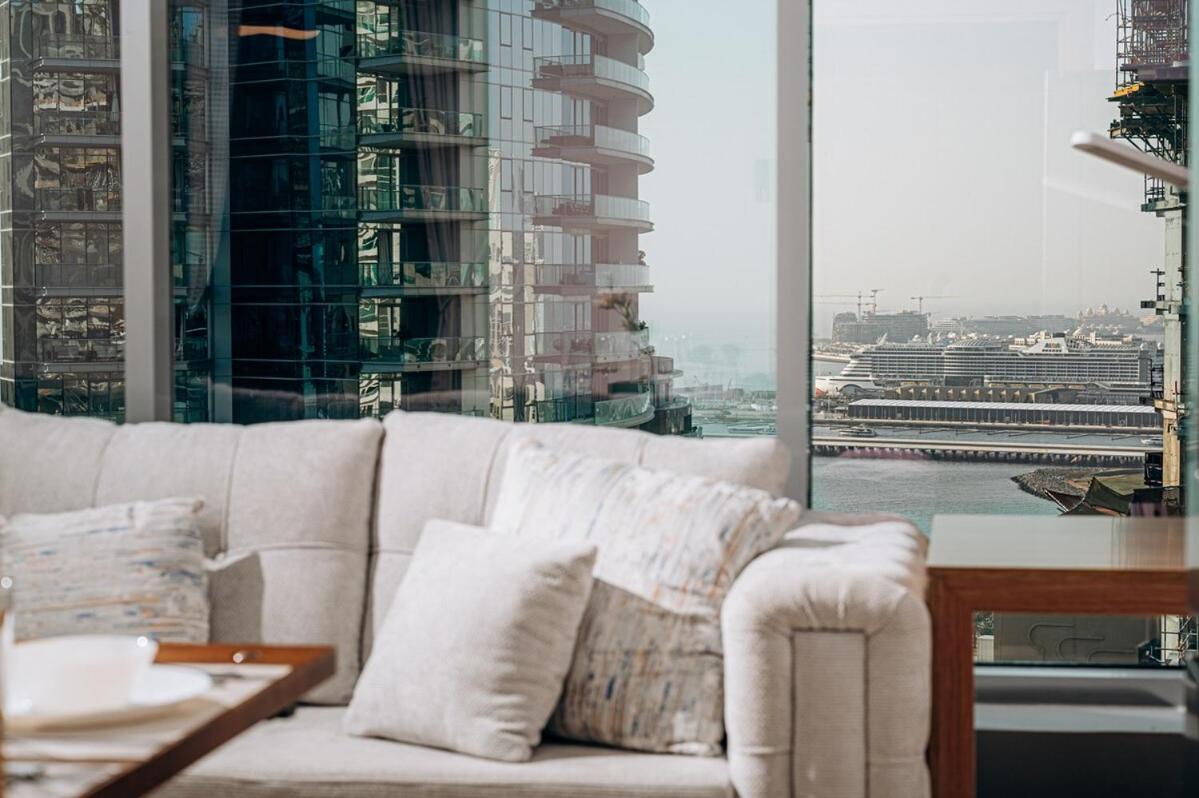 Space 1br In Marina For 6 People Apartment Dubai