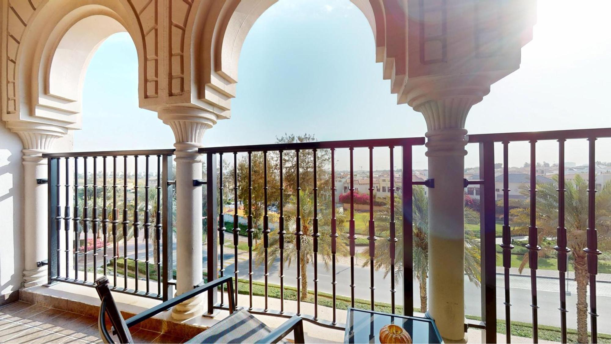 Close To Golf Course - 2br In Jumeirah Golf Estate Apartment Dubai