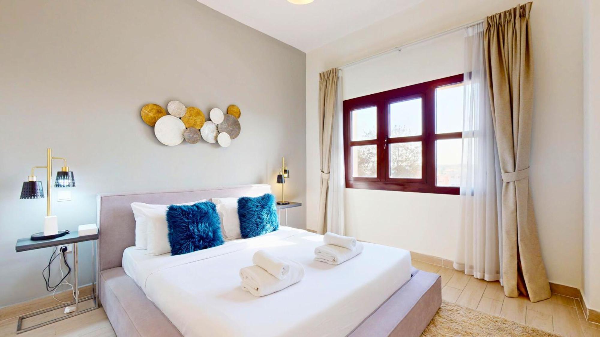 Apartment Close To Golf Course - 2br In Jumeirah Golf Estate