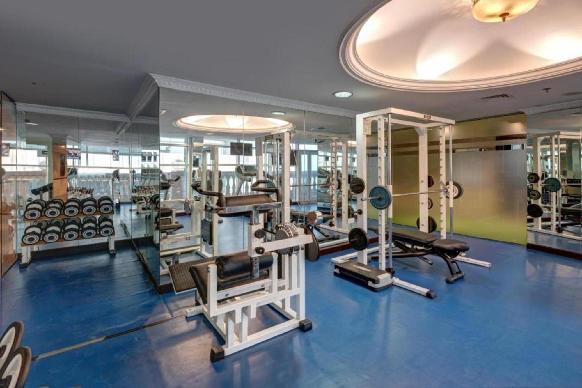 Emirates Grand Apartment *