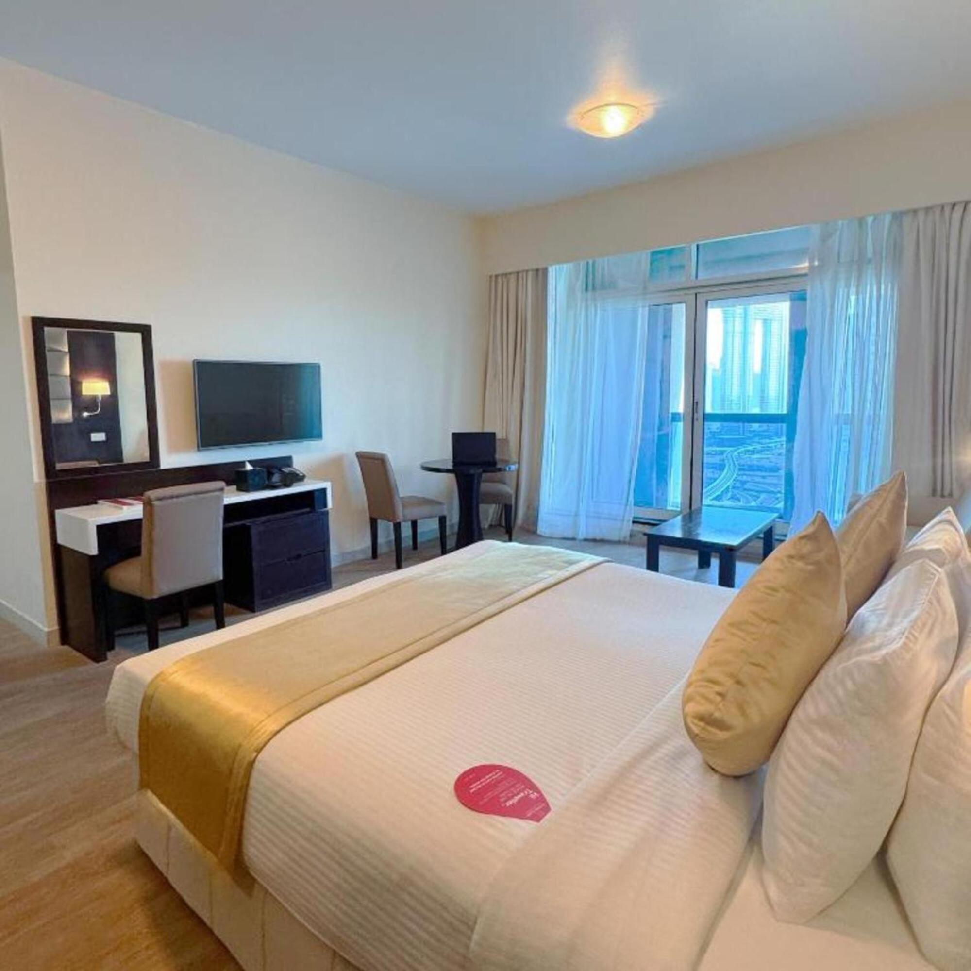 Emirates Grand Luxury Aparthotel Dubai