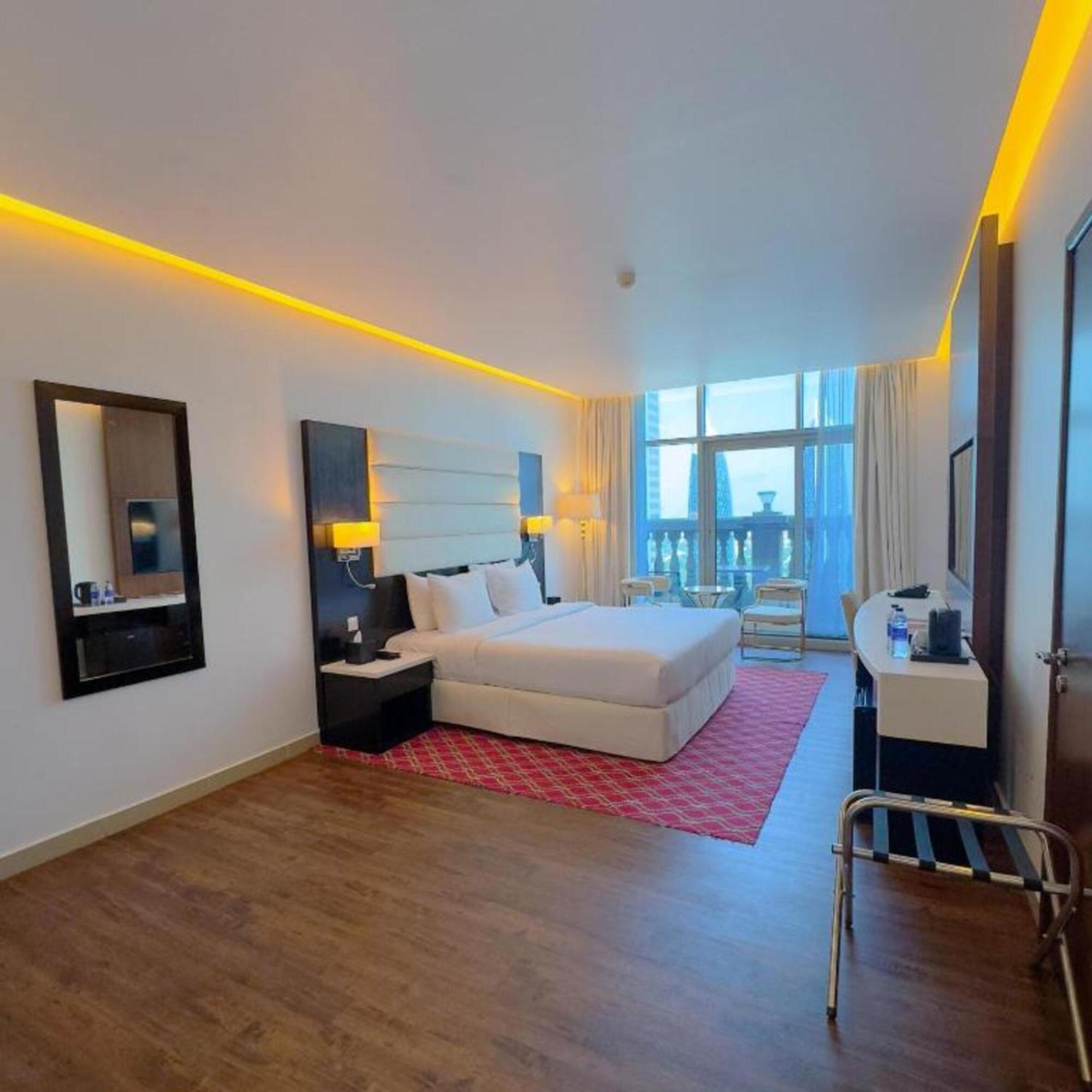 Emirates Grand