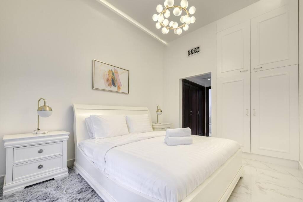 Downtown Beautiful 1bed With Outdoor Garden Apartment