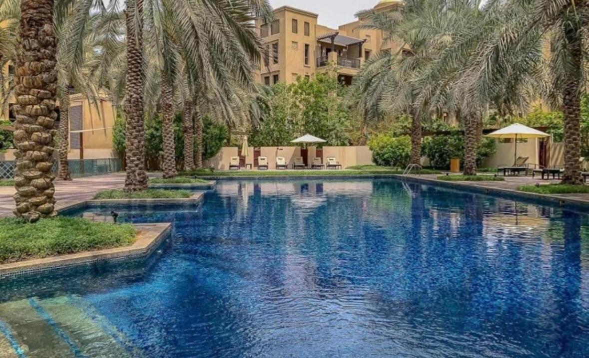 Downtown Beautiful 1bed With Outdoor Garden Apartment