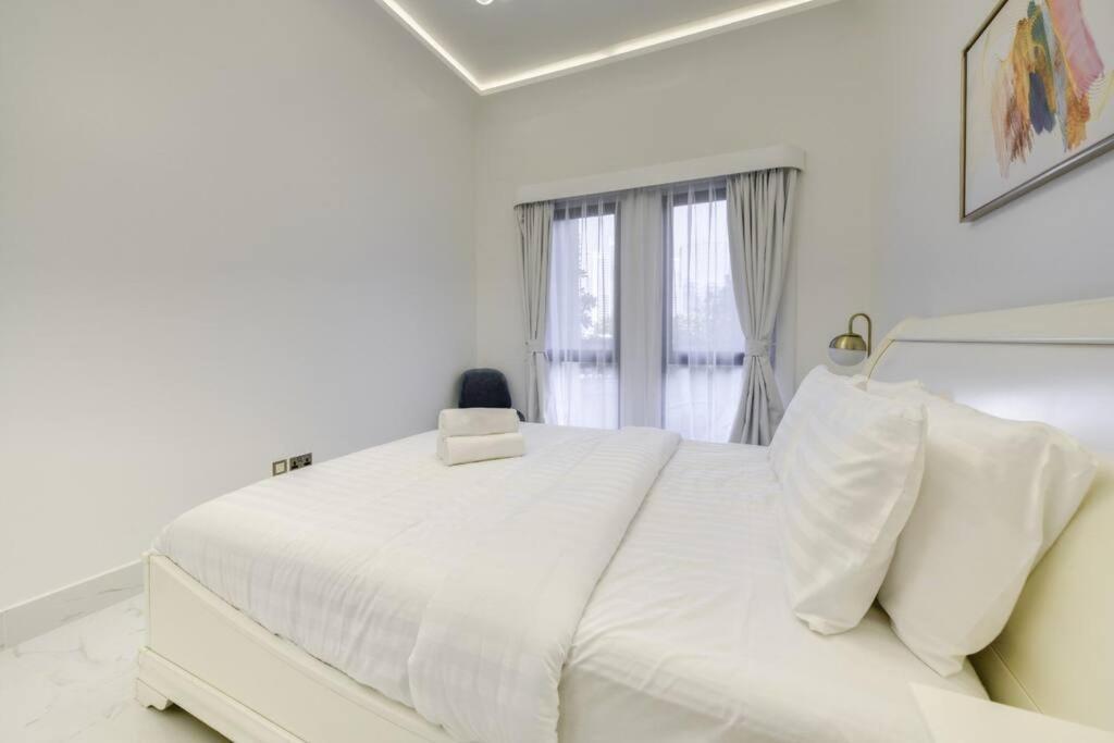 Apartment Downtown Beautiful 1bed With Outdoor Garden