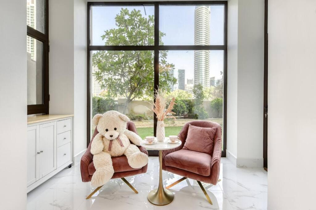 Downtown Beautiful 1bed With Outdoor Garden Apartment