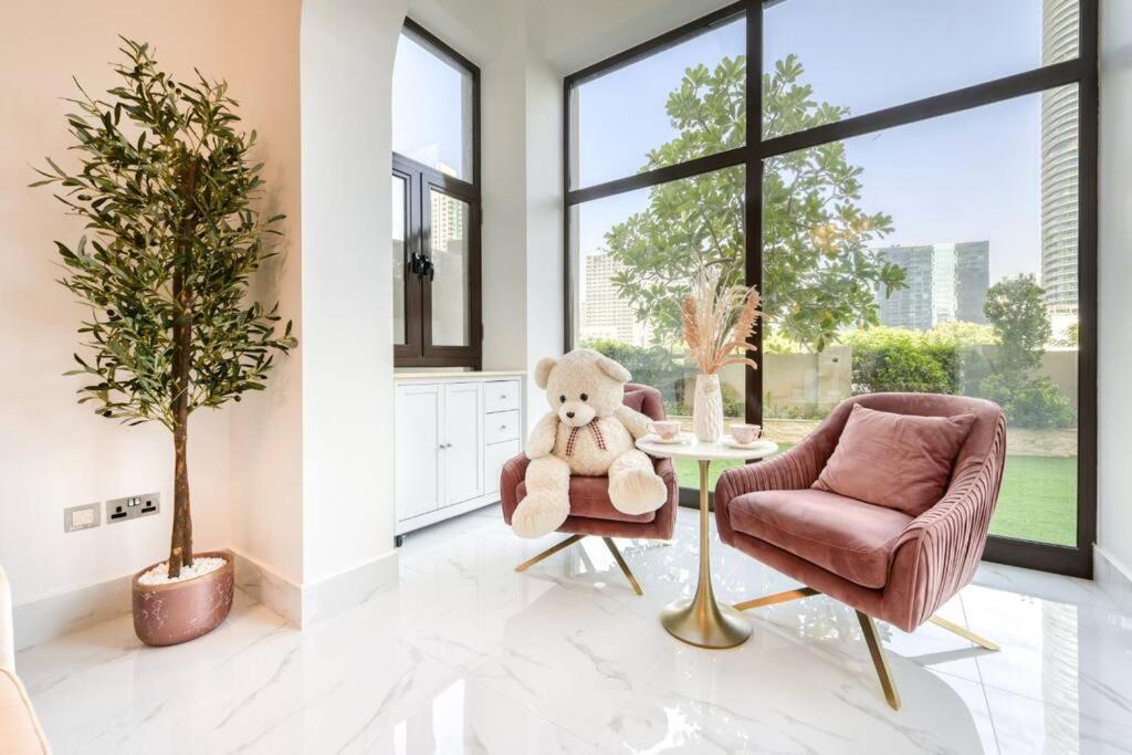 Apartment Downtown Beautiful 1bed With Outdoor Garden *
