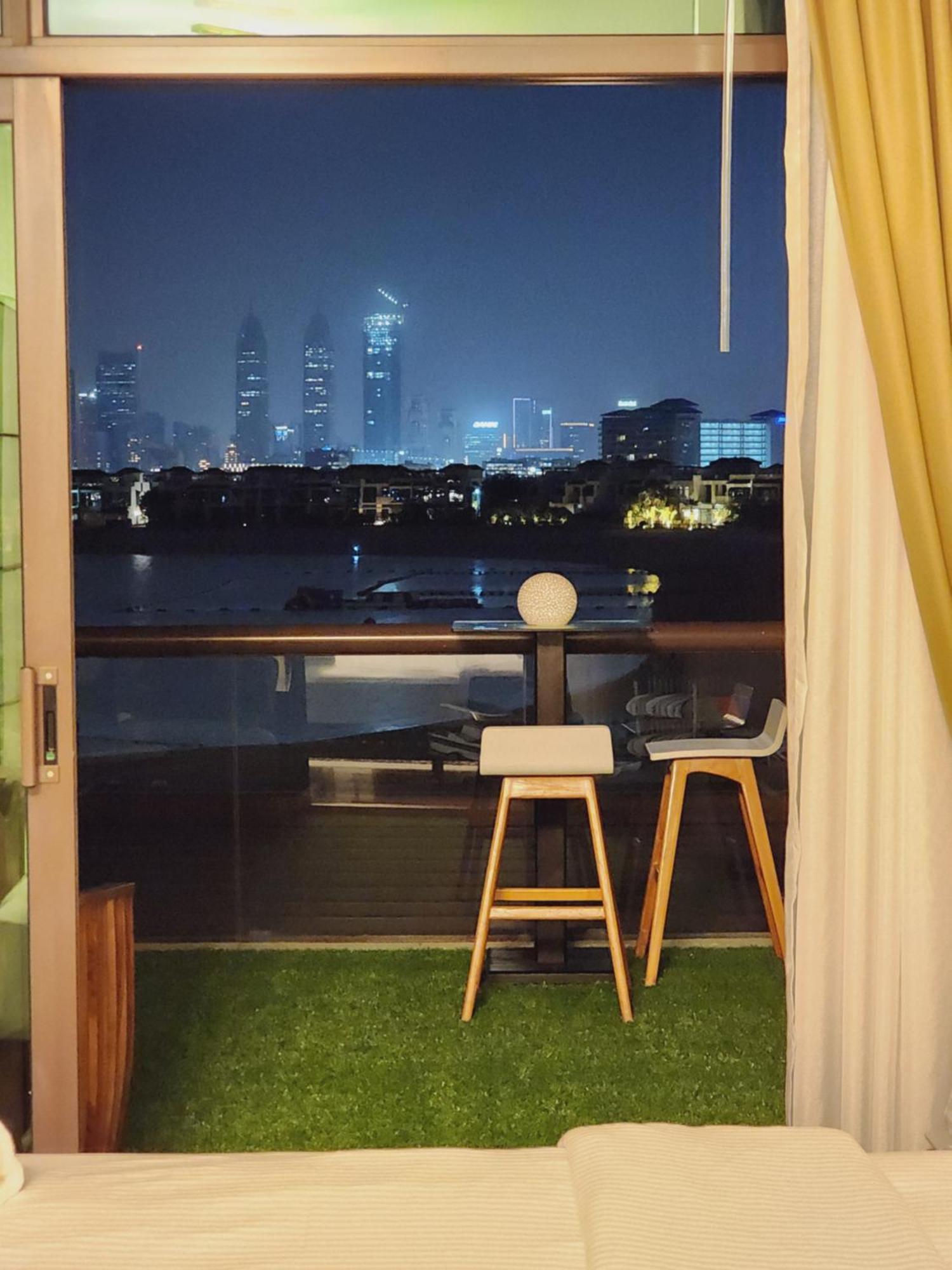 Apartment Bright Beachfront With Breathtaking Views Dubai