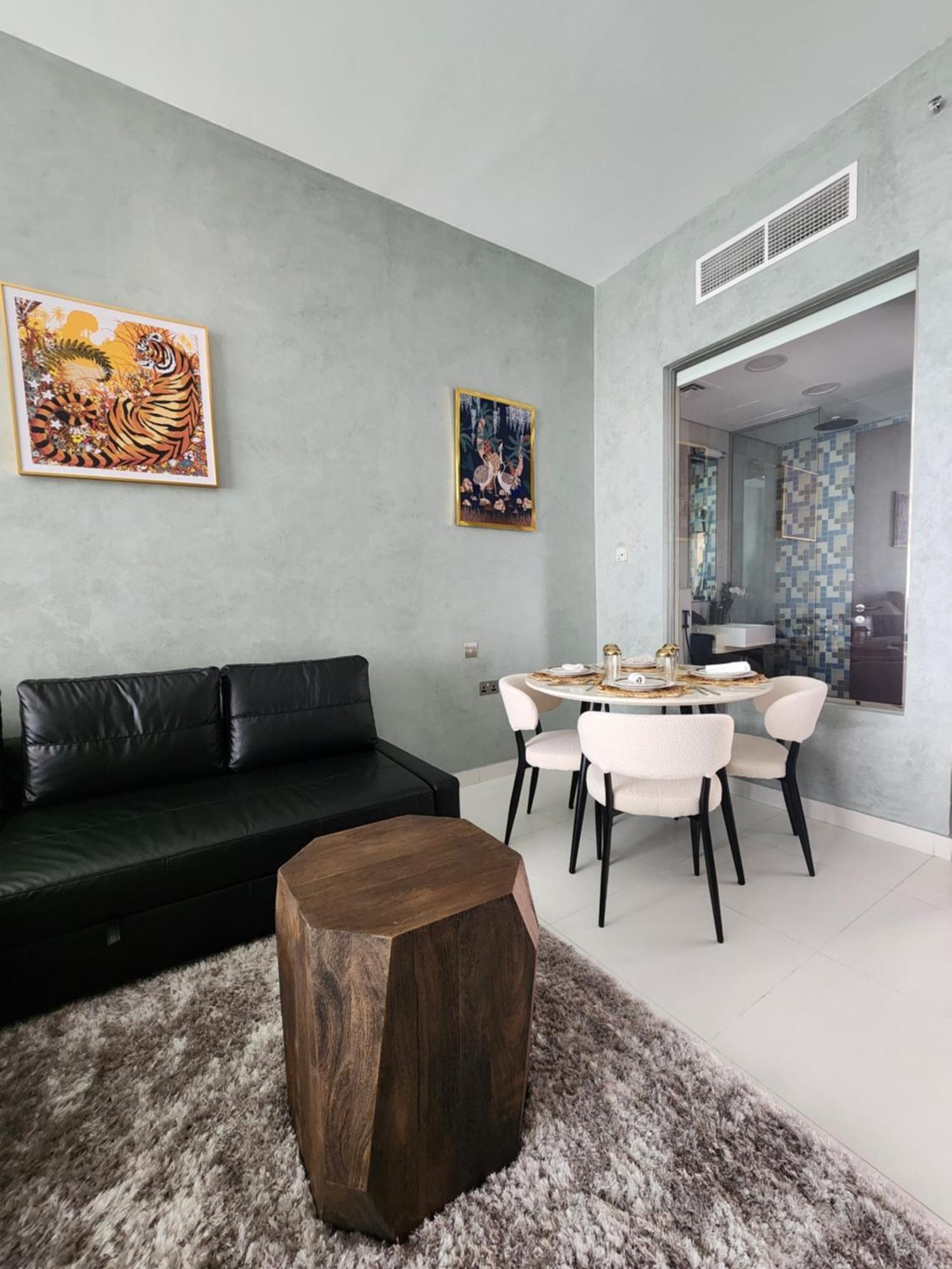 Bright Beachfront With Breathtaking Views Apartment