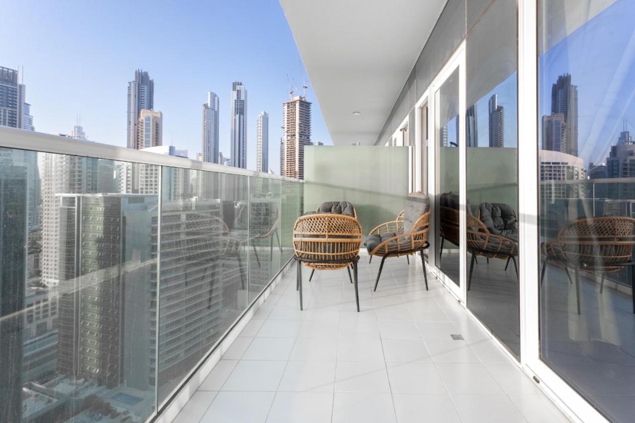 Full Burj Khalifa View 1bhk App Dubai