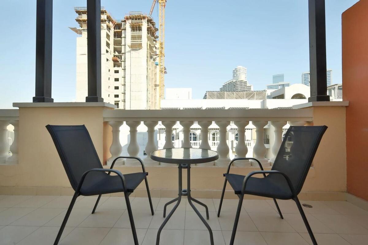 Apartment Cosy 1 Bed In Seasons Jvc