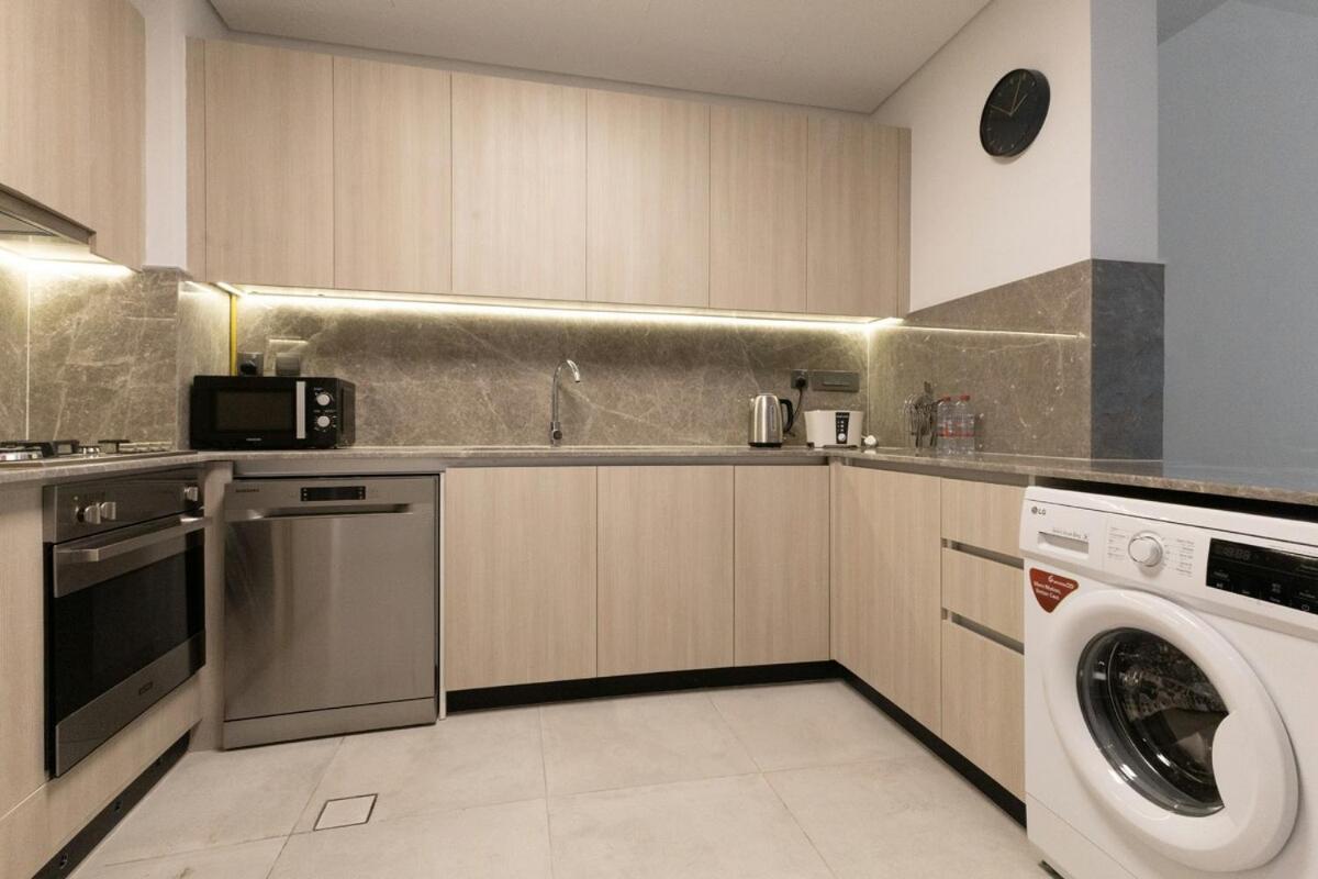 Stunning 2 Bed In Jvc * Dubai