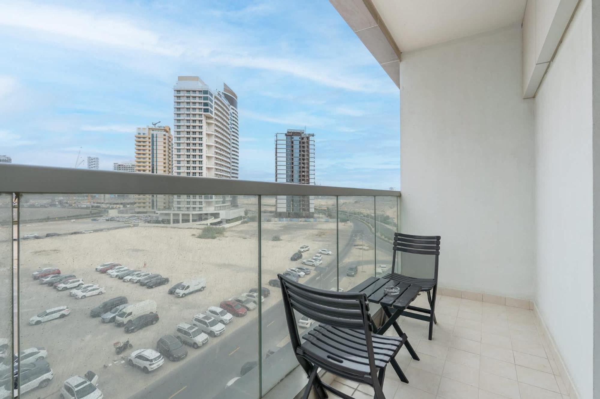 Apartment 1 Bedroom In Red - Heart Of Sports
