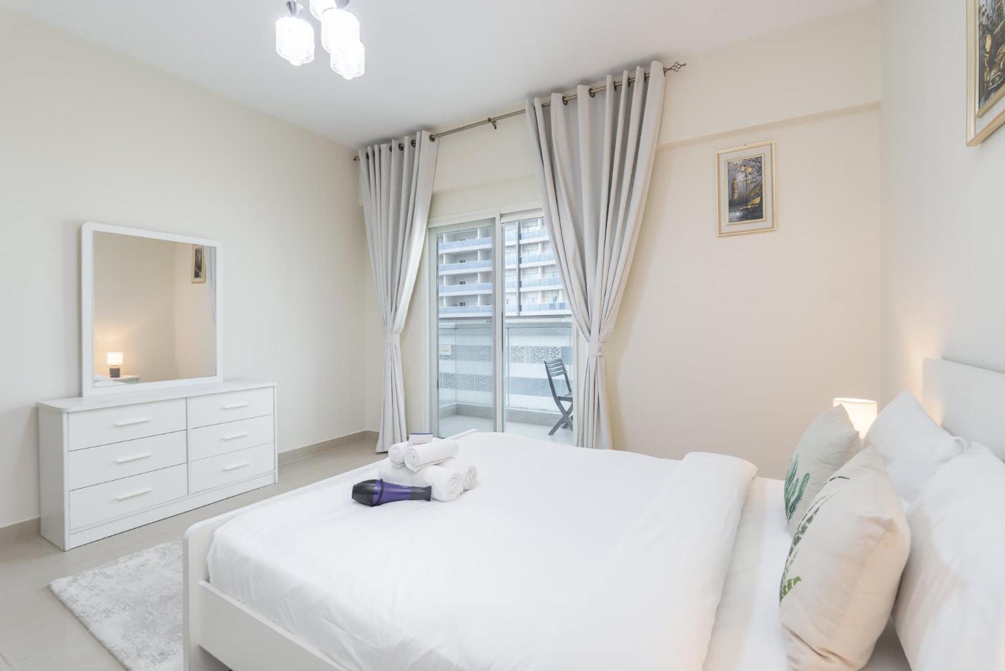 Apartment 1 Bedroom In Red - Heart Of Sports Dubai