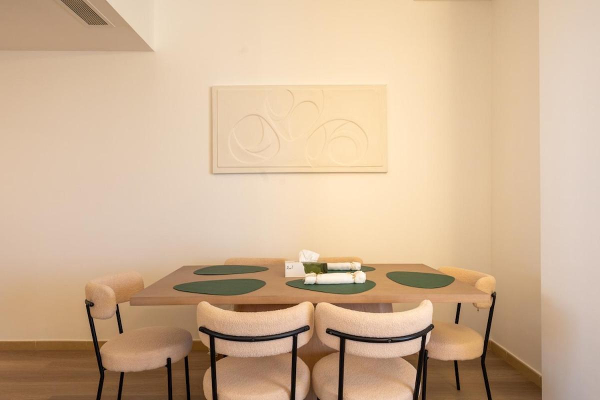 Apartment Stunning 2 Bed In Amwaj 4 Jbr Dubai