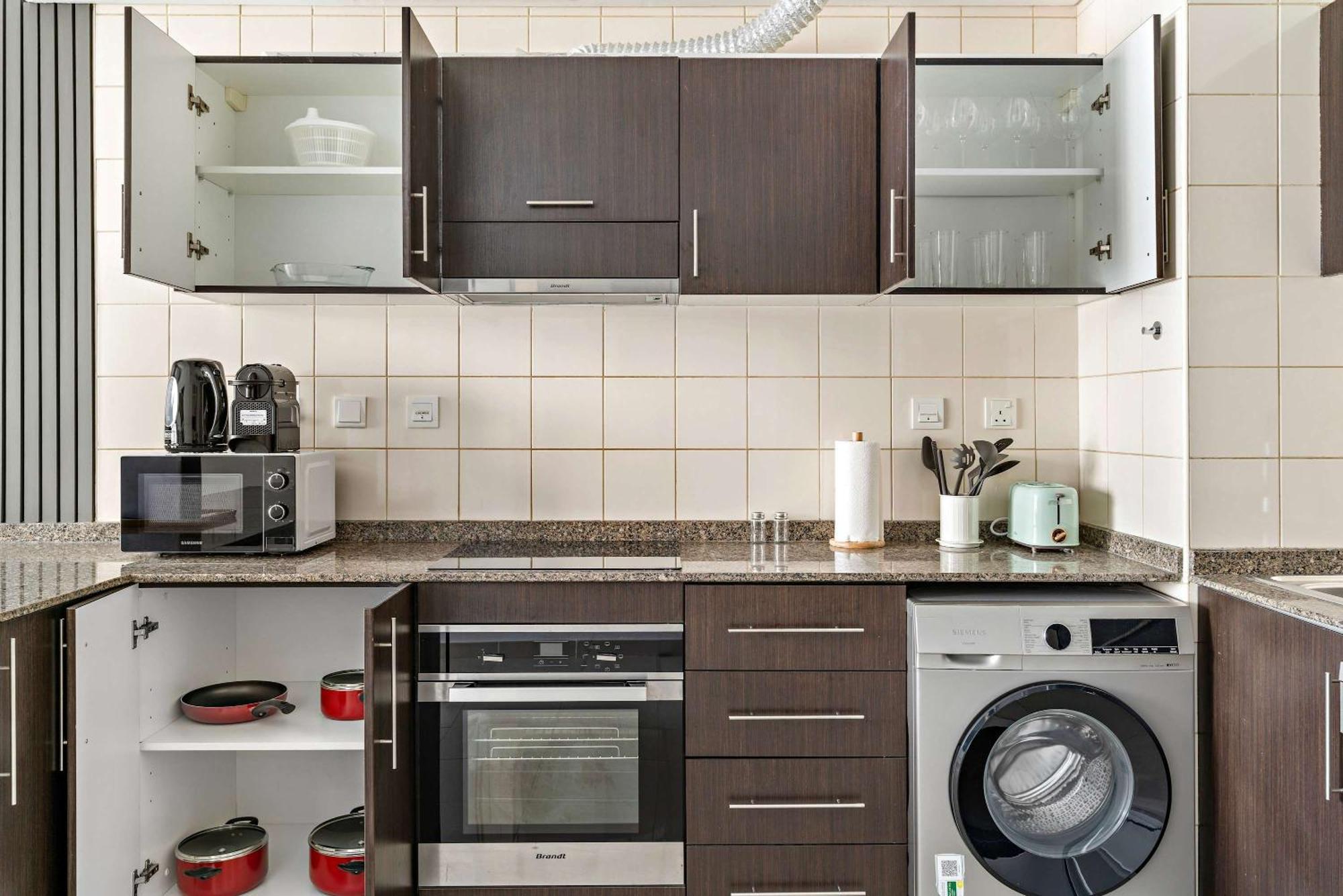 Silkhaus Marina 1br In Bay West Tower Apartment