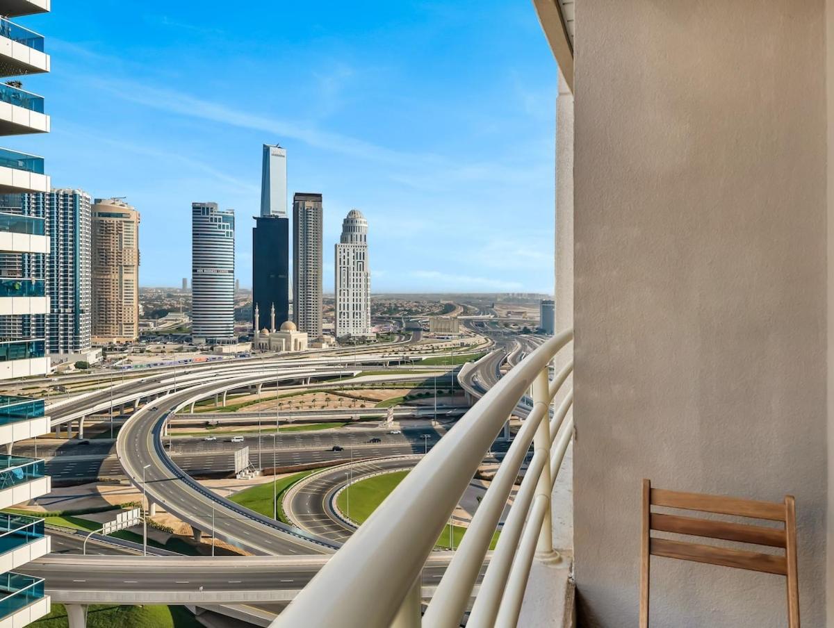 Cozy W Spectacular Water View * Dubai