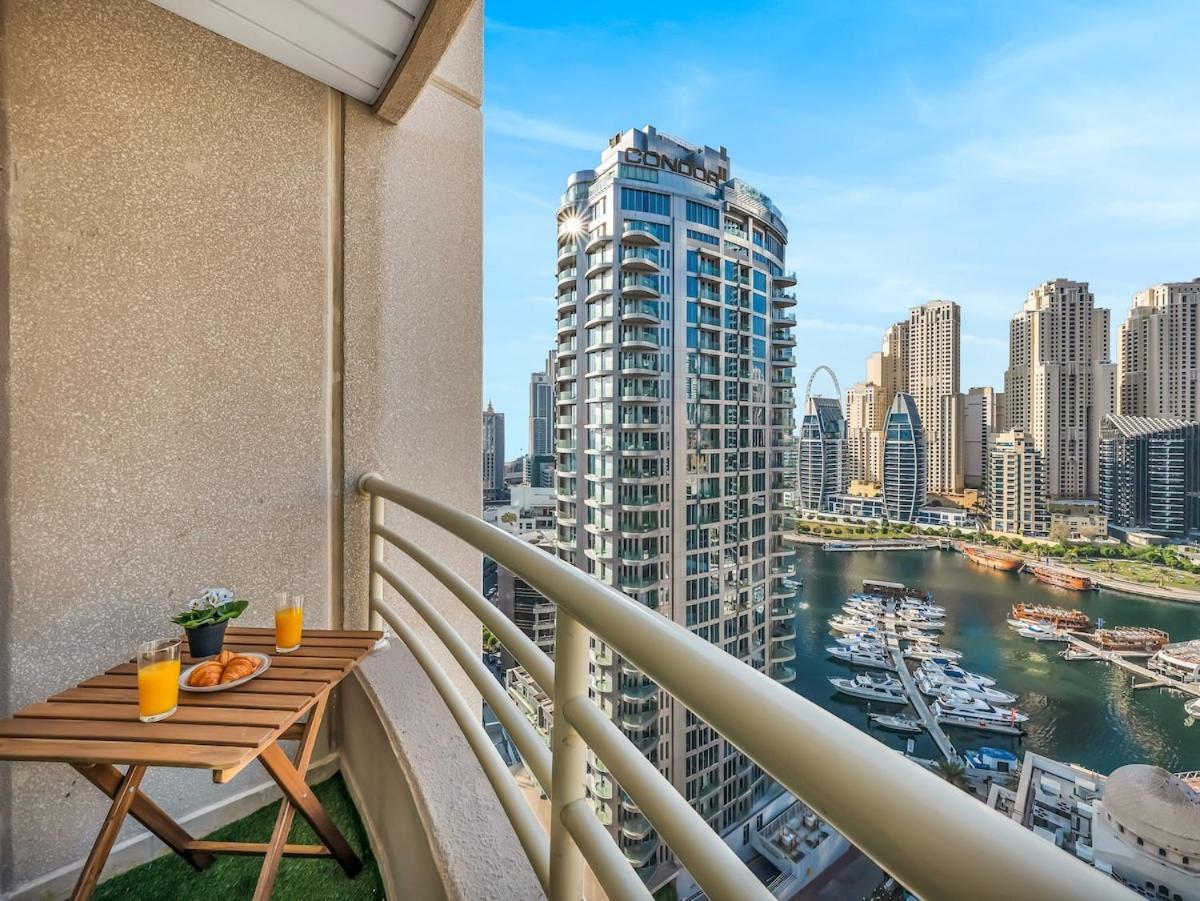 Cozy W Spectacular Water View *