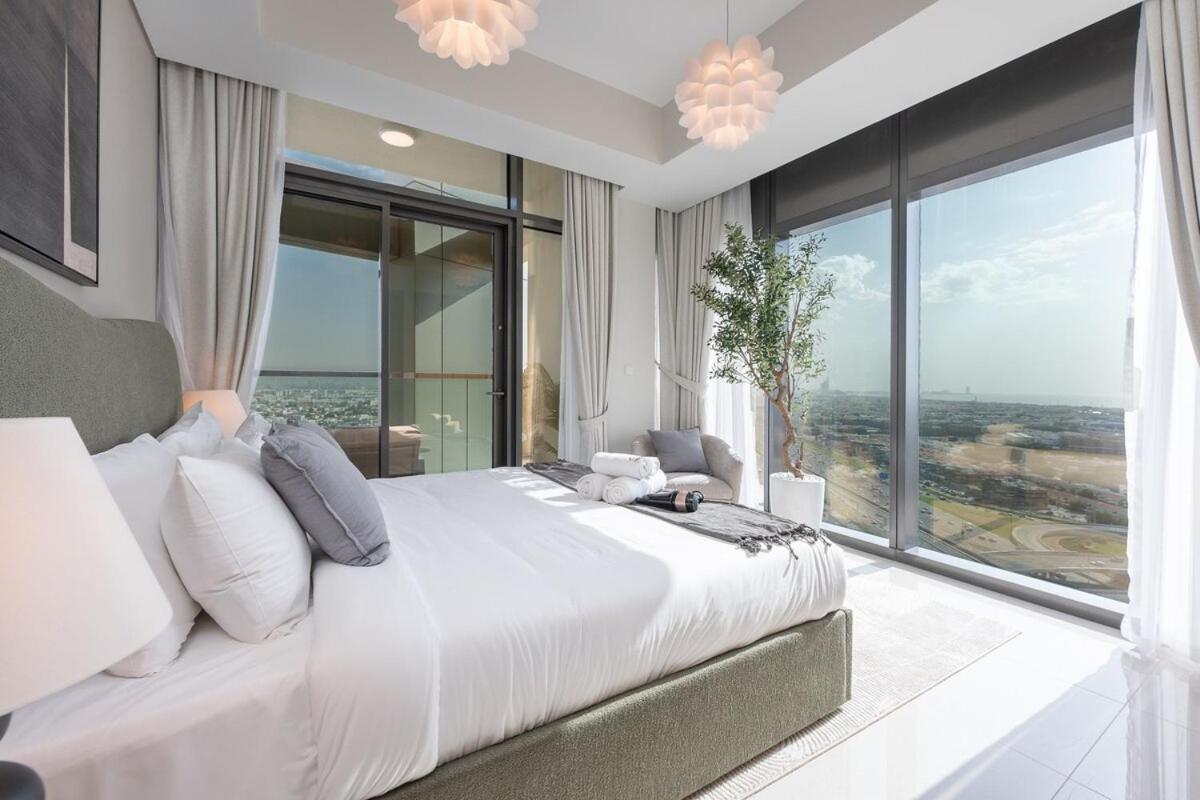Iconic 2br In Business Bay's