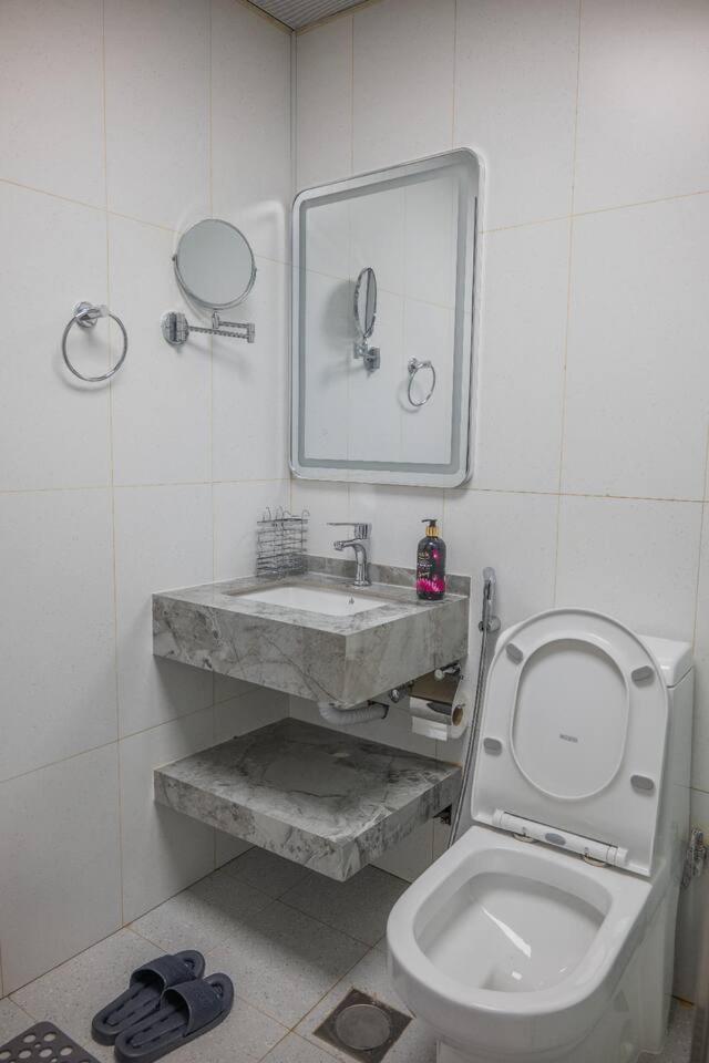 Stylish 1 Bedroom At Marina With Stunning View Apartment *