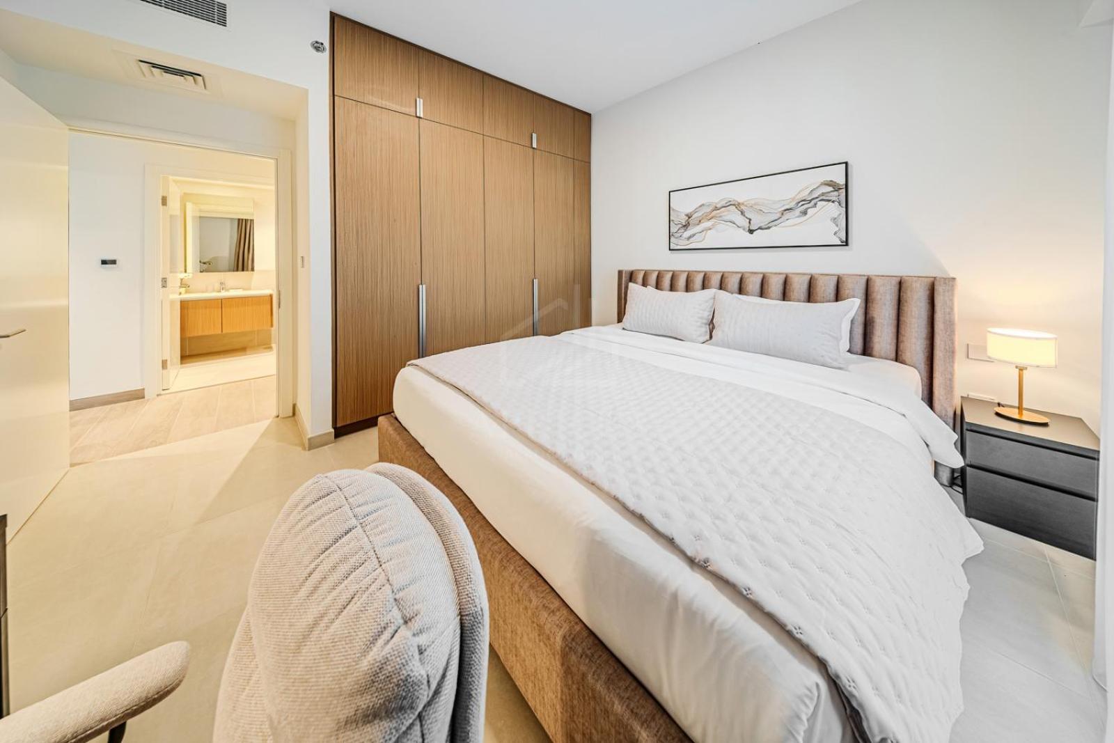 Elegant 1 Bedroom In Orchid At Creek Apartment