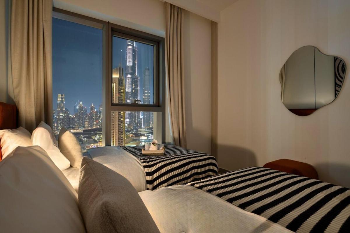 Vibrant Luxe Burj Khalifa Views-dubai Mall Access By Maxx Value Homes Dubai