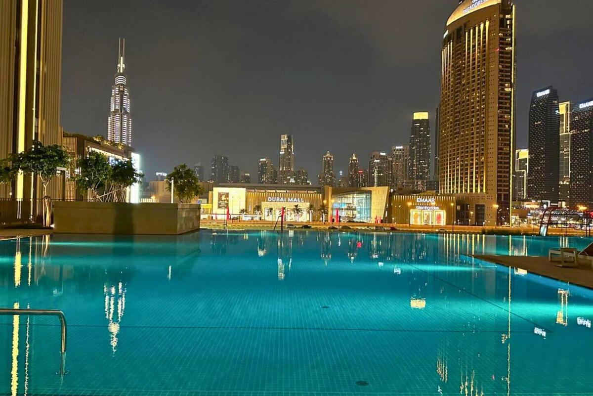 Vibrant Luxe Burj Khalifa Views-dubai Mall Access By Maxx Value Homes Apartment
