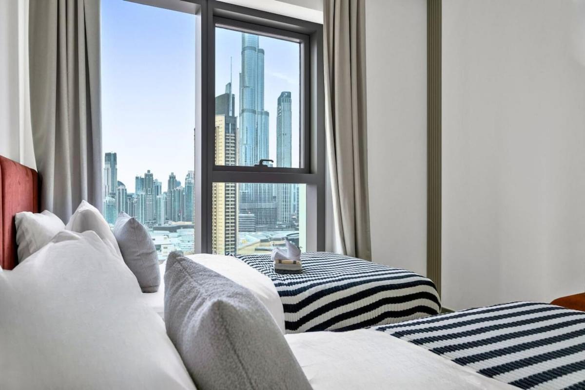 Apartment Vibrant Luxe Burj Khalifa Views-dubai Mall Access By Maxx Value Homes