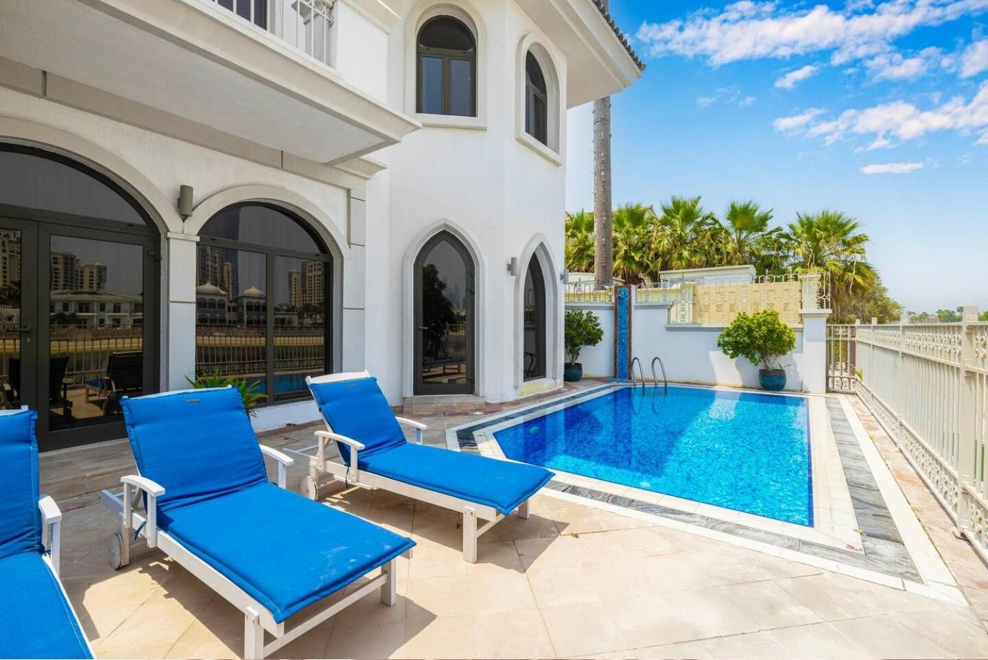 6 Bedroom Modern Luxury In Palm Jumeirah Dubai