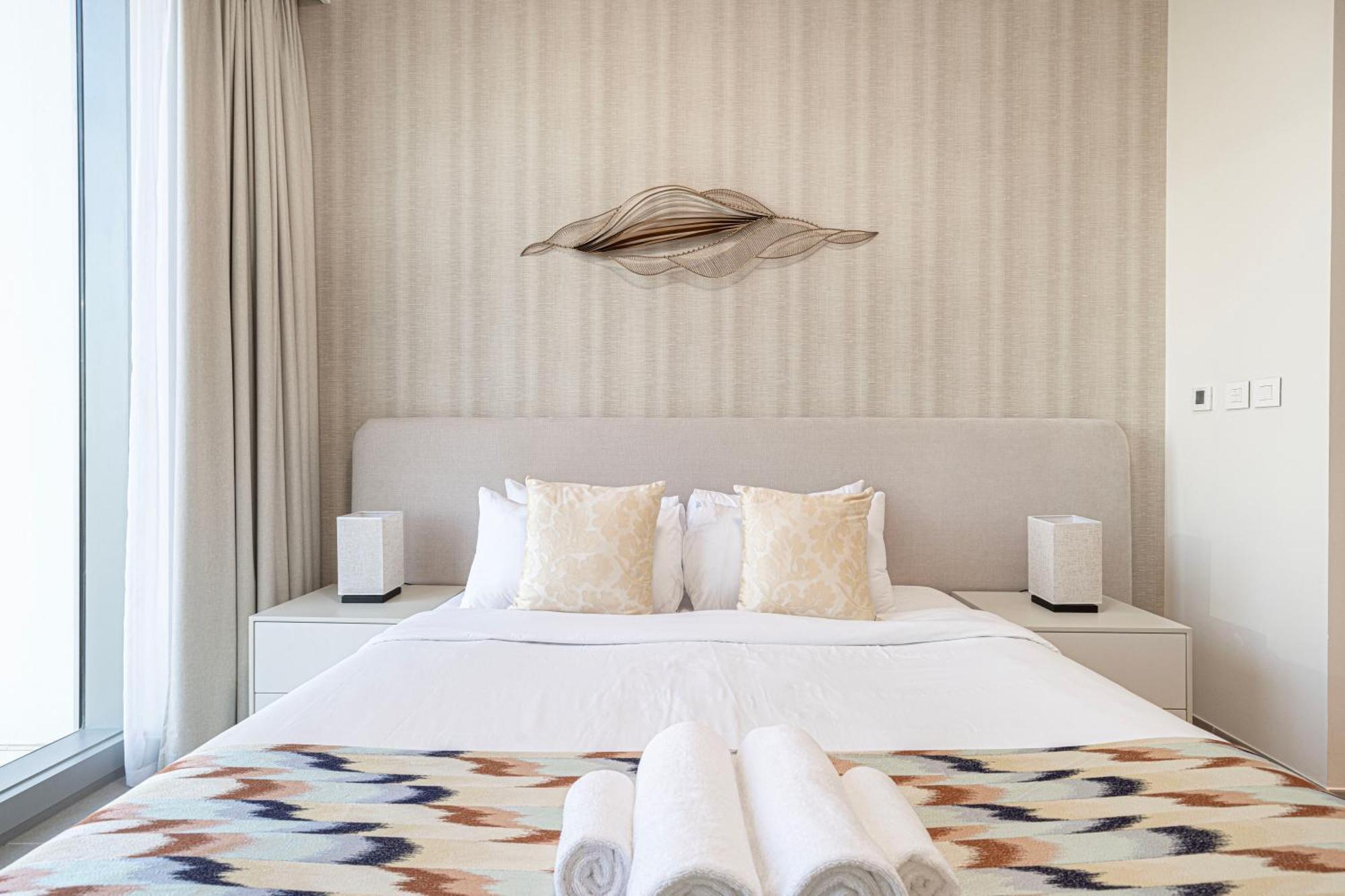 Tower 1 - Fantastic Two Bedroom In Downtown Apartment Dubai