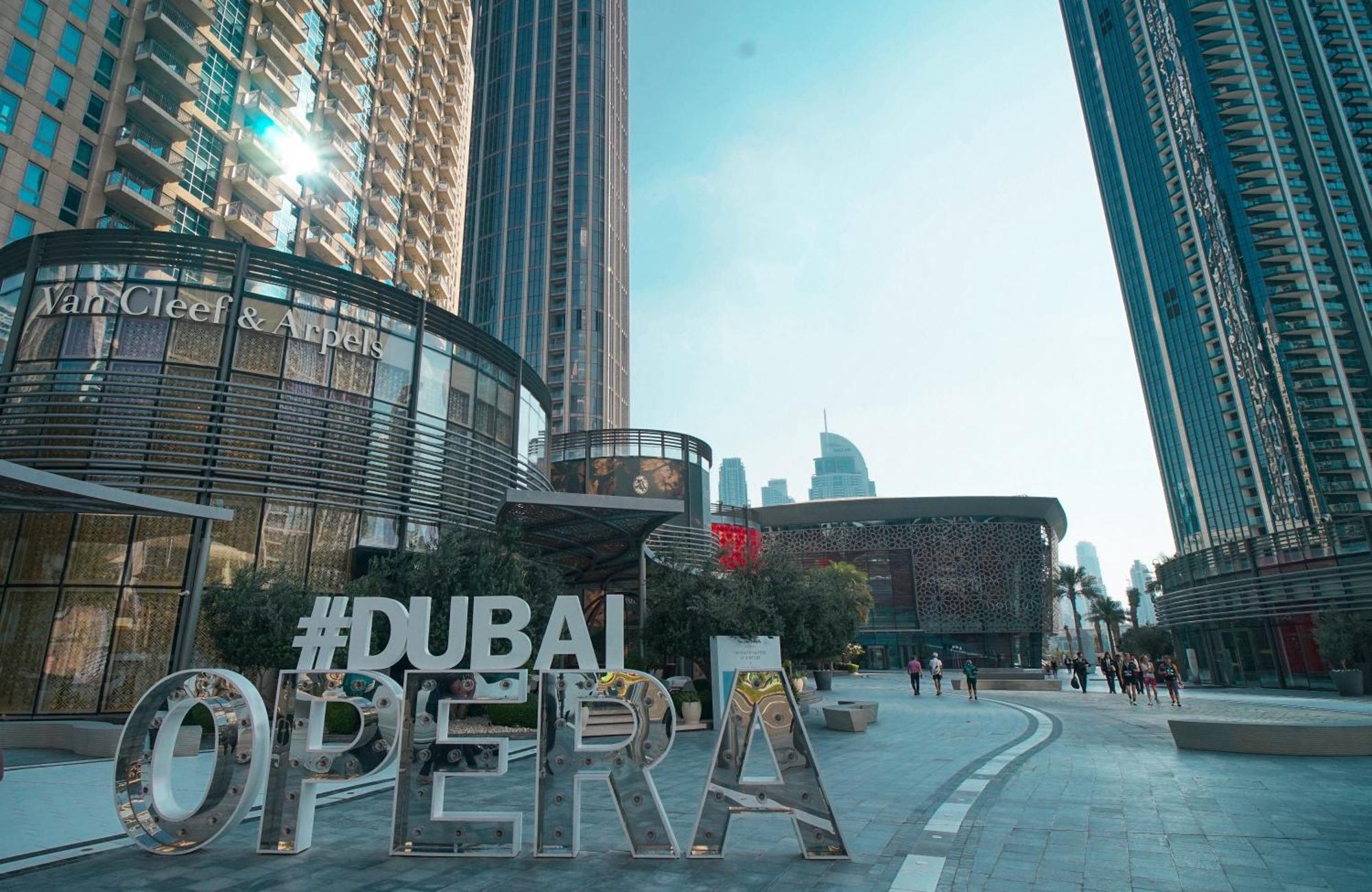 Tower 1 - Fantastic Two Bedroom In Downtown Apartment Dubai