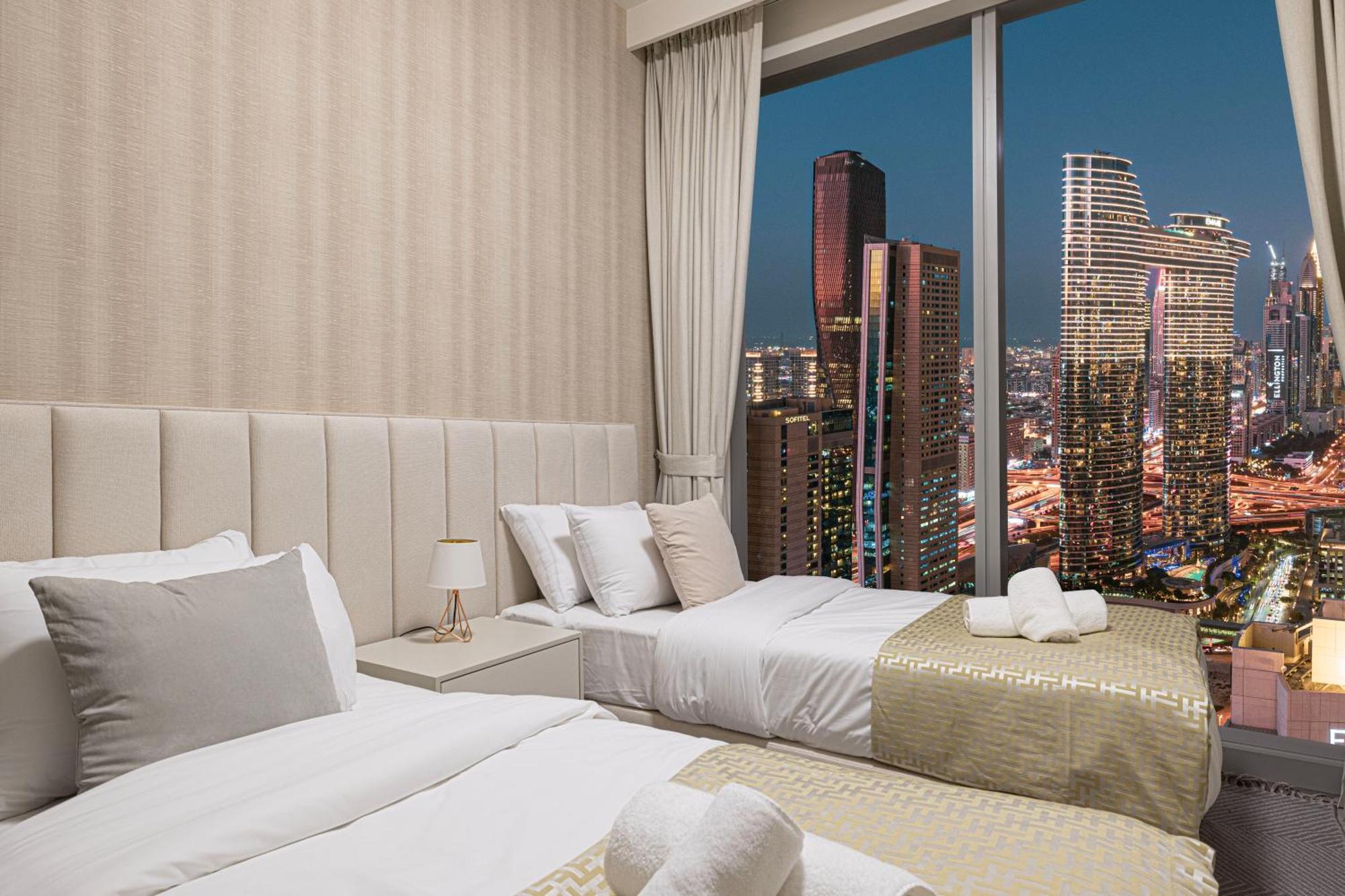 Tower 1 - Fantastic Two Bedroom In Downtown Apartment Dubai