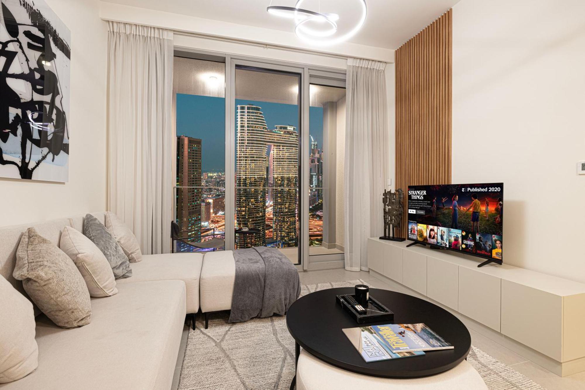 Apartment Tower 1 - Fantastic Two Bedroom In Downtown