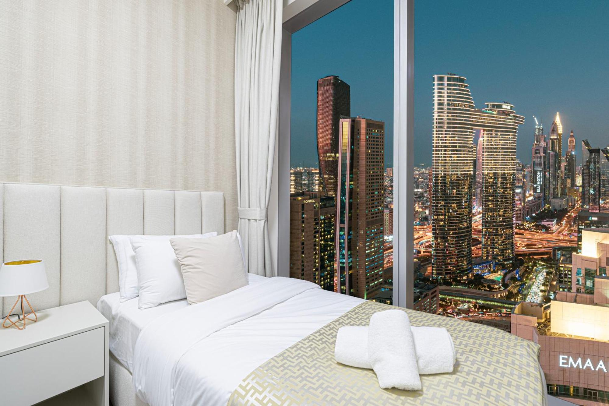 Tower 1 - Fantastic Two Bedroom In Downtown Dubai