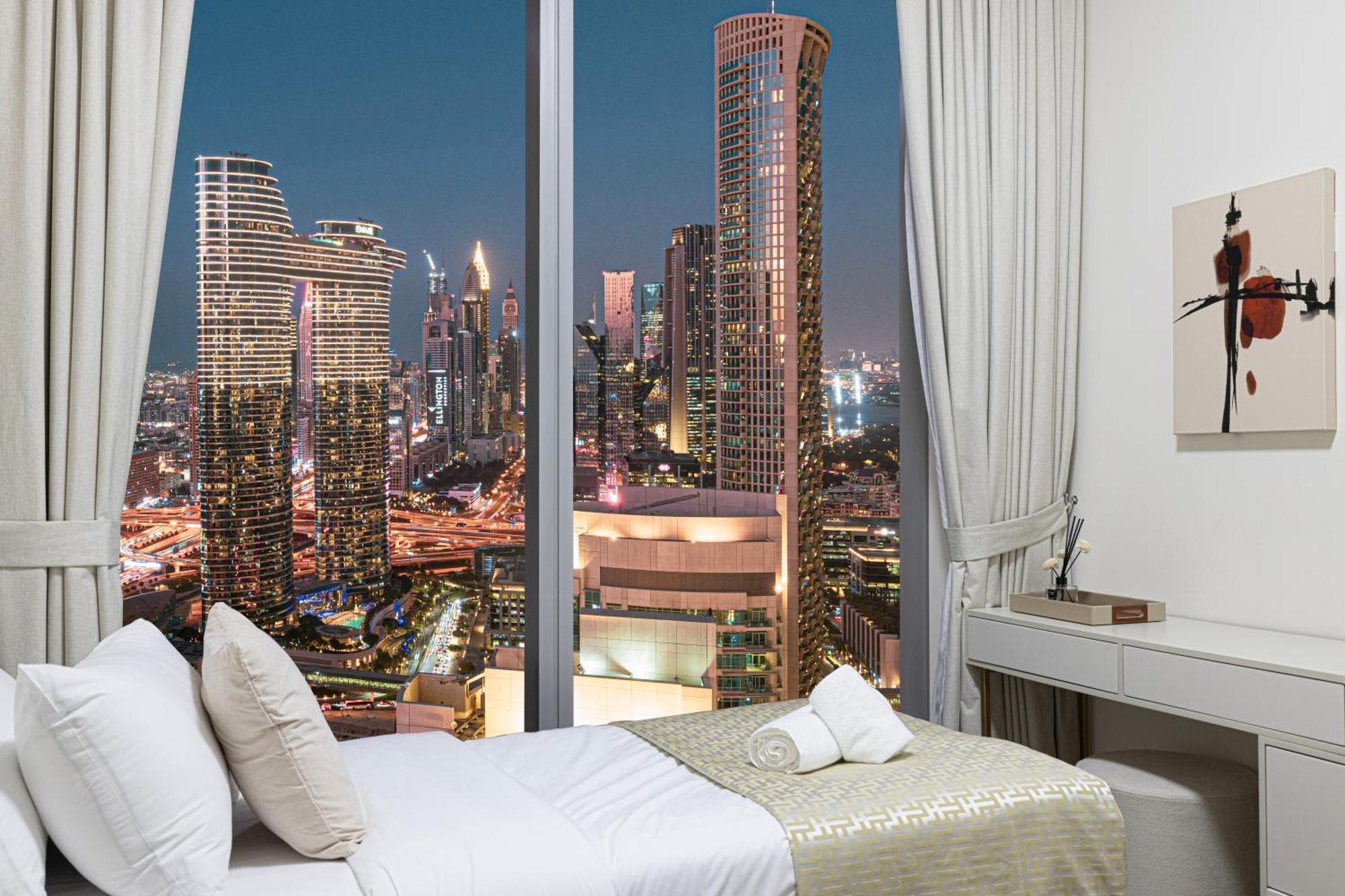 Tower 1 - Fantastic Two Bedroom In Downtown Apartment Dubai