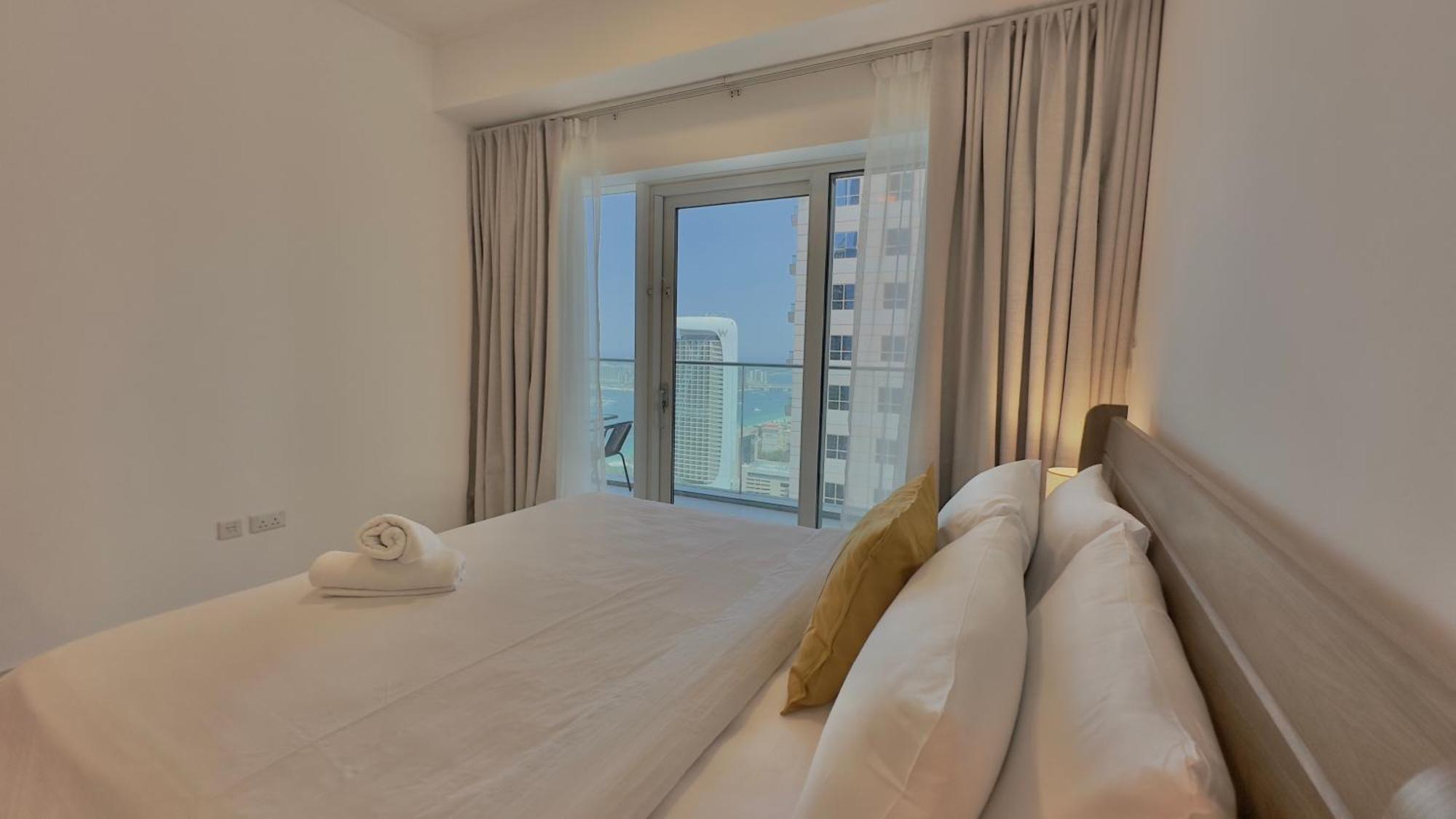 Sleek Living With Sea Views In Damac Heights Marina By Bhavan Apartment *