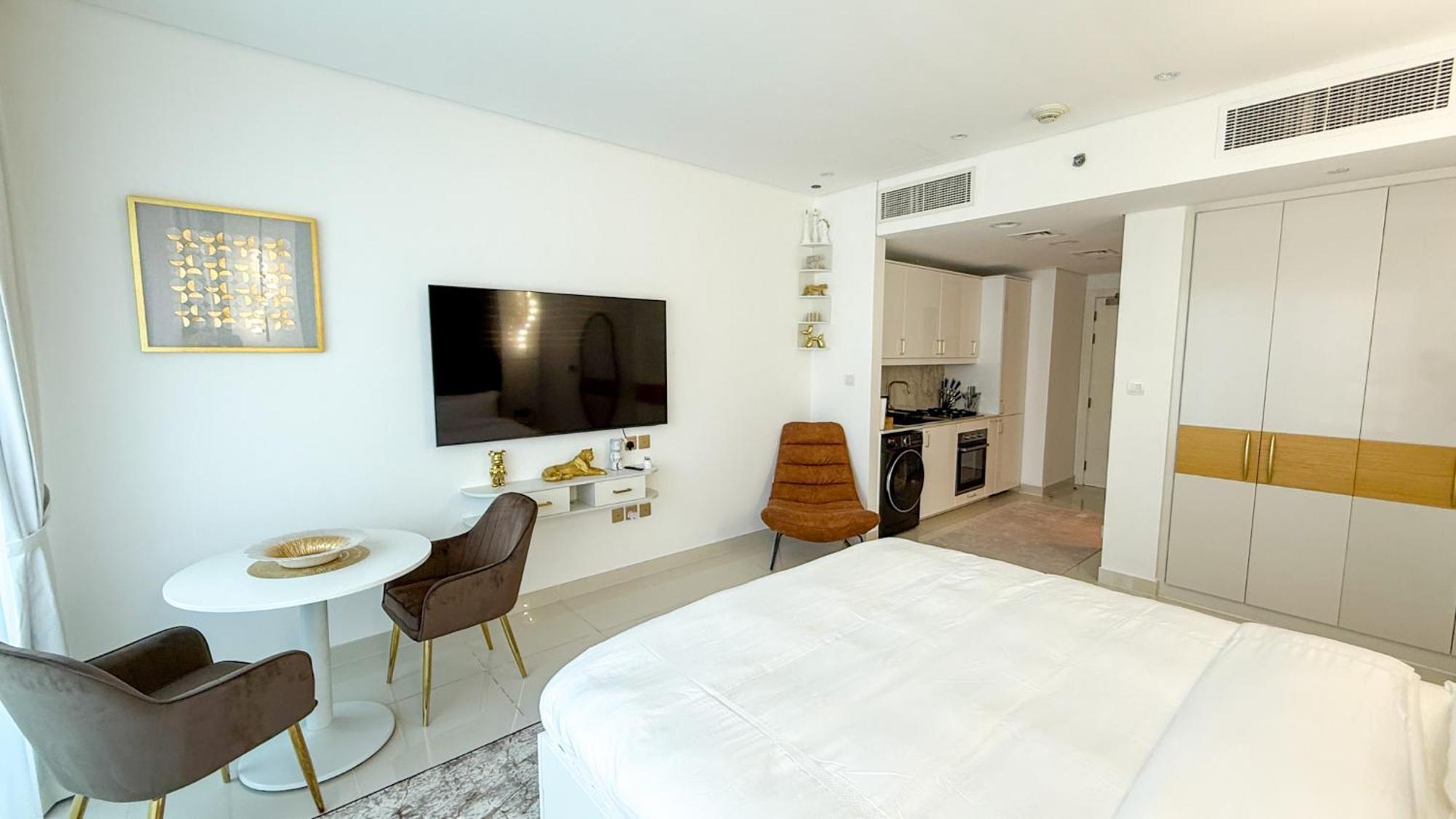 Apartment In Heart Dubai