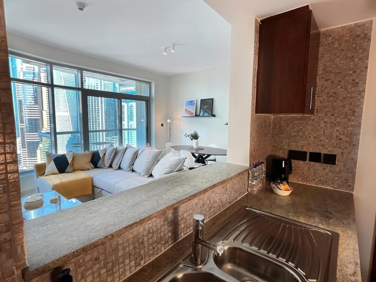 Apartment Park Island, Marina, 2 Master Bedrooms, Stunning View, Prime Location *
