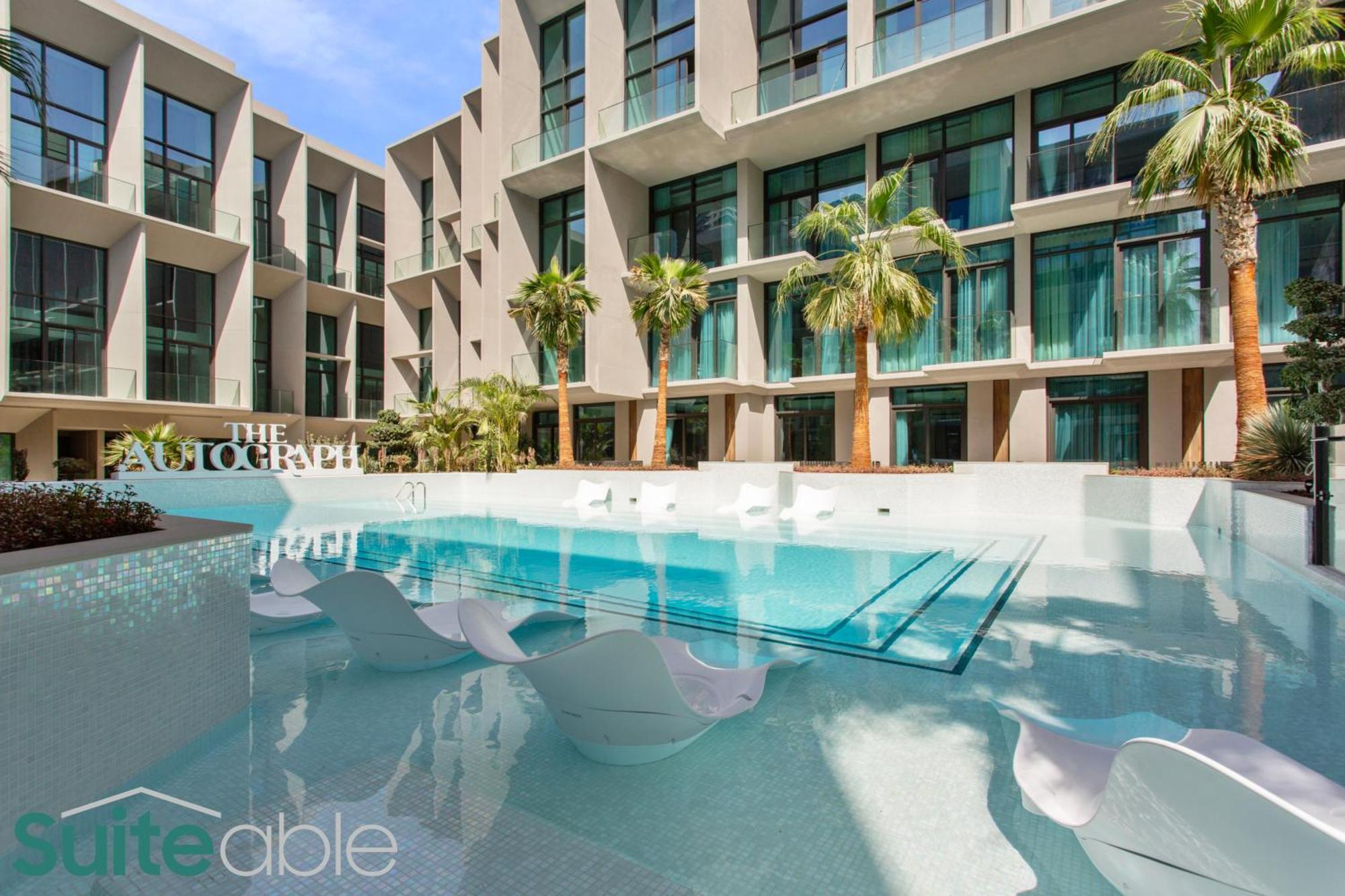 Aesthetic With Stunning Pool View In Jvc Apartment *