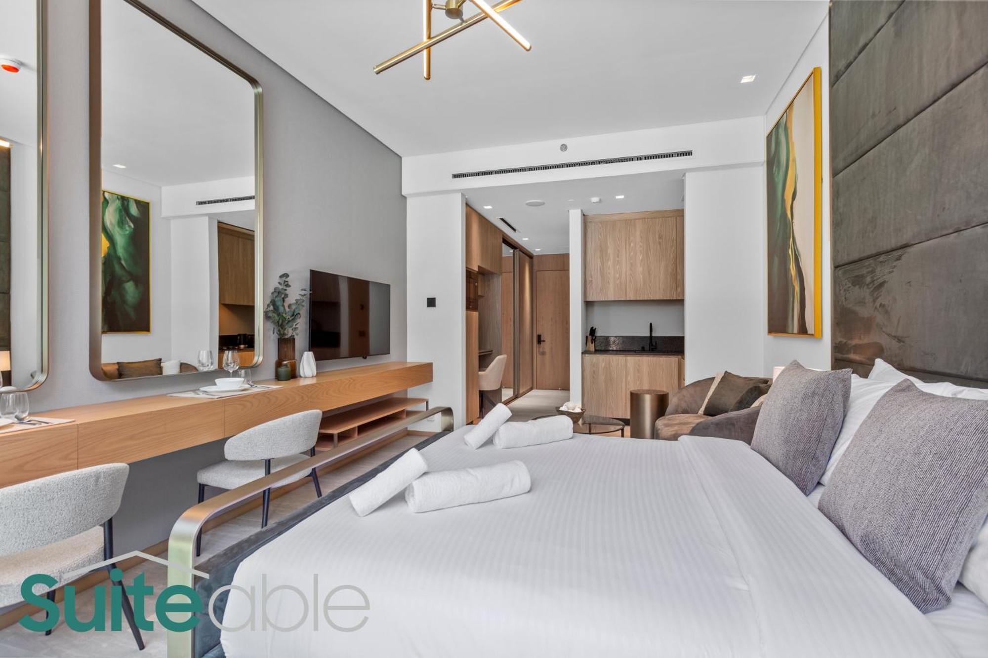 Aesthetic With Stunning Pool View In Jvc * Dubai